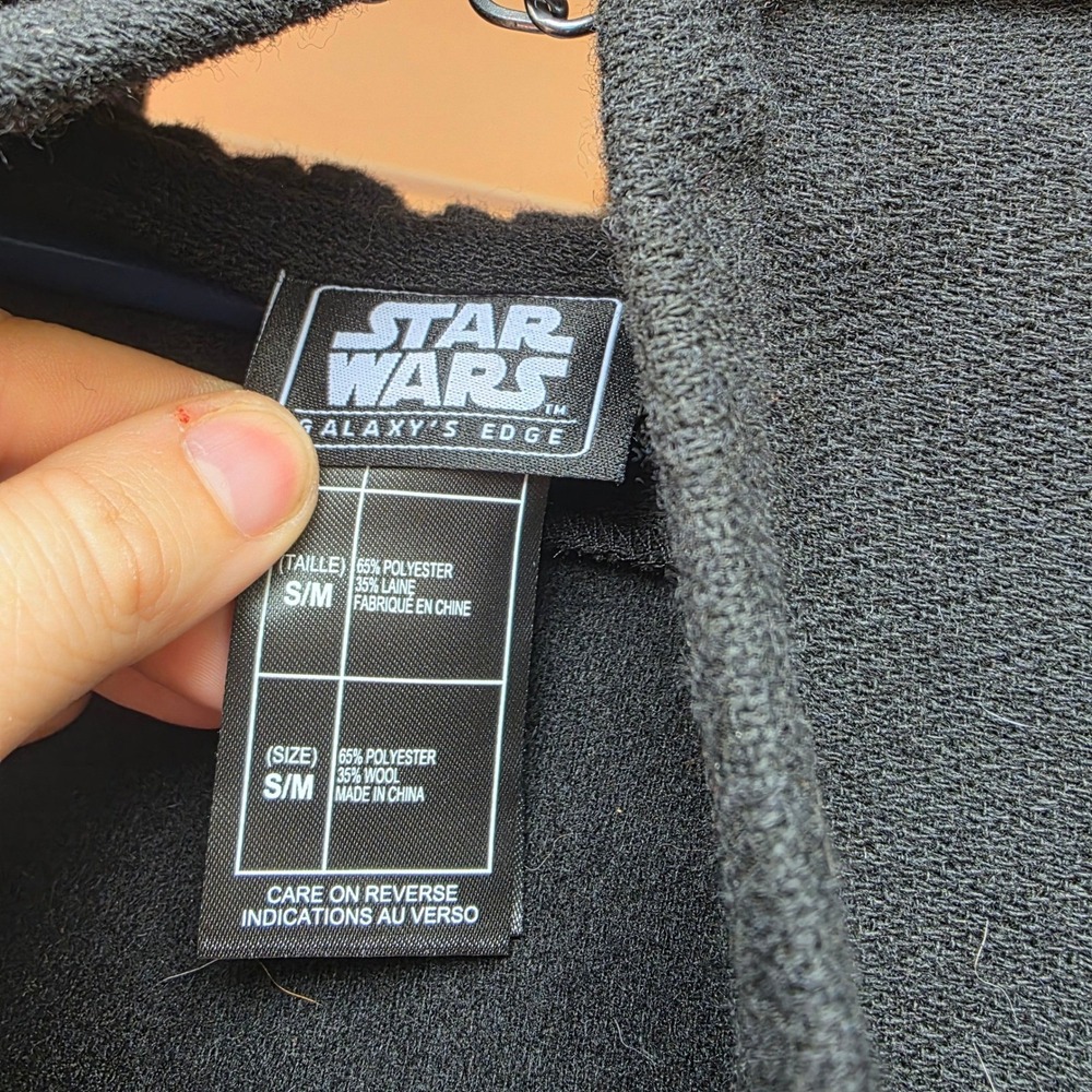 Disney Parks Star Wars Galaxy's Edge Robe Black Jedi Sith Cloak Adult S/M - Picture 4 of 7